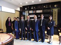 The delegation from Tsinghua University meets with CUHK representatives to understand the student exchange and arts administration in CUHK